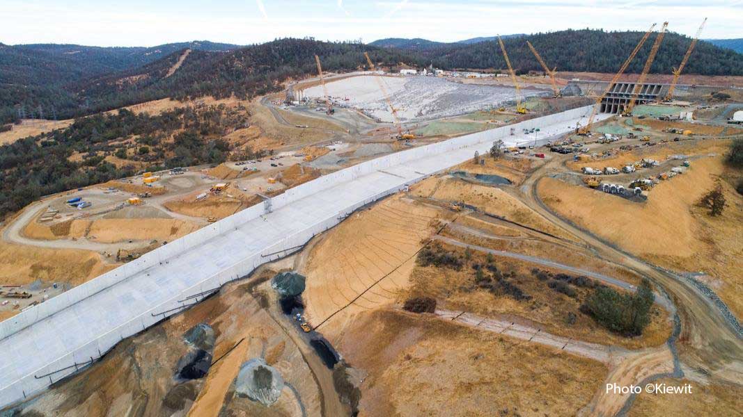 Oroville Dam Emergency Spillway Recovery ©Kiewit