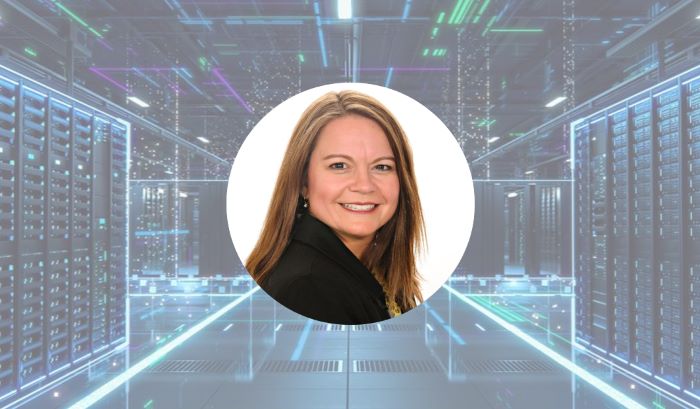 Darbi Krumpos, Data Centers expert