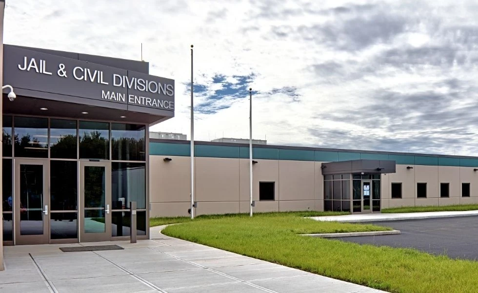 Exterior view of the Jail & Civil Divisions main entrance